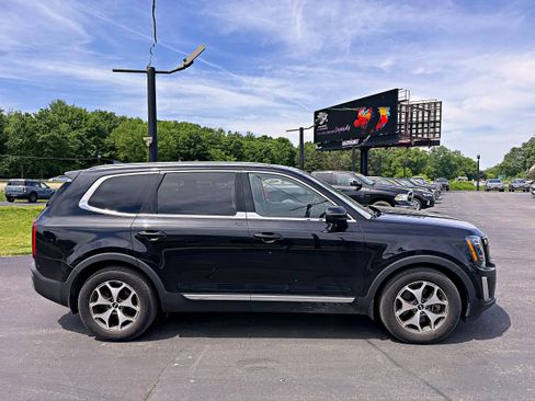 Used 2020 Kia Telluride EX AWD/4WD image 10