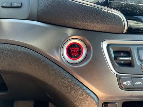 Used 2021 Honda Pilot Special Edition image 15