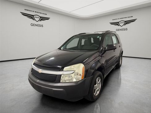 Used 2005 Chevrolet Equinox LS w/ Preferred Equipment Group AWD/4WD image 1