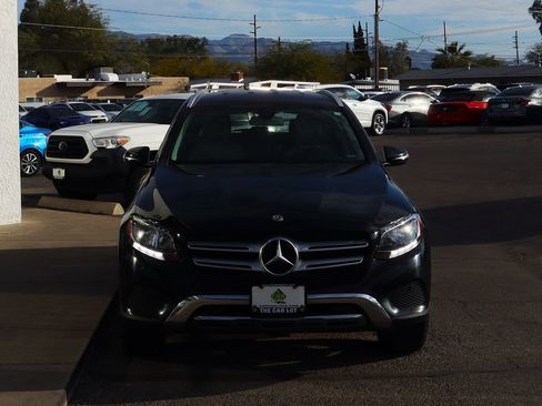 Used 2018 Mercedes-Benz GLC 300 w/ Premium Package image 16