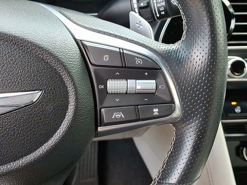 Used 2023 Genesis G70 3.3T image 23