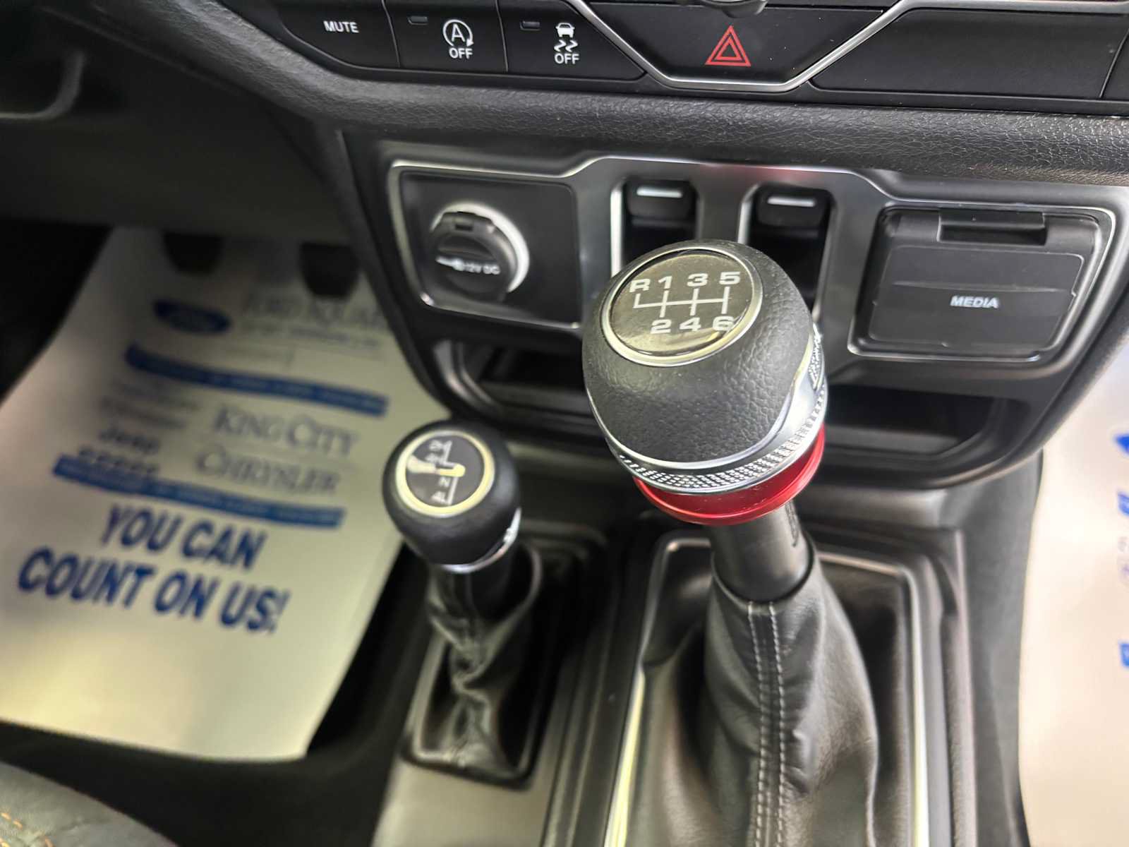 Used 2024 Jeep Wrangler Sport AWD/4WD image 15