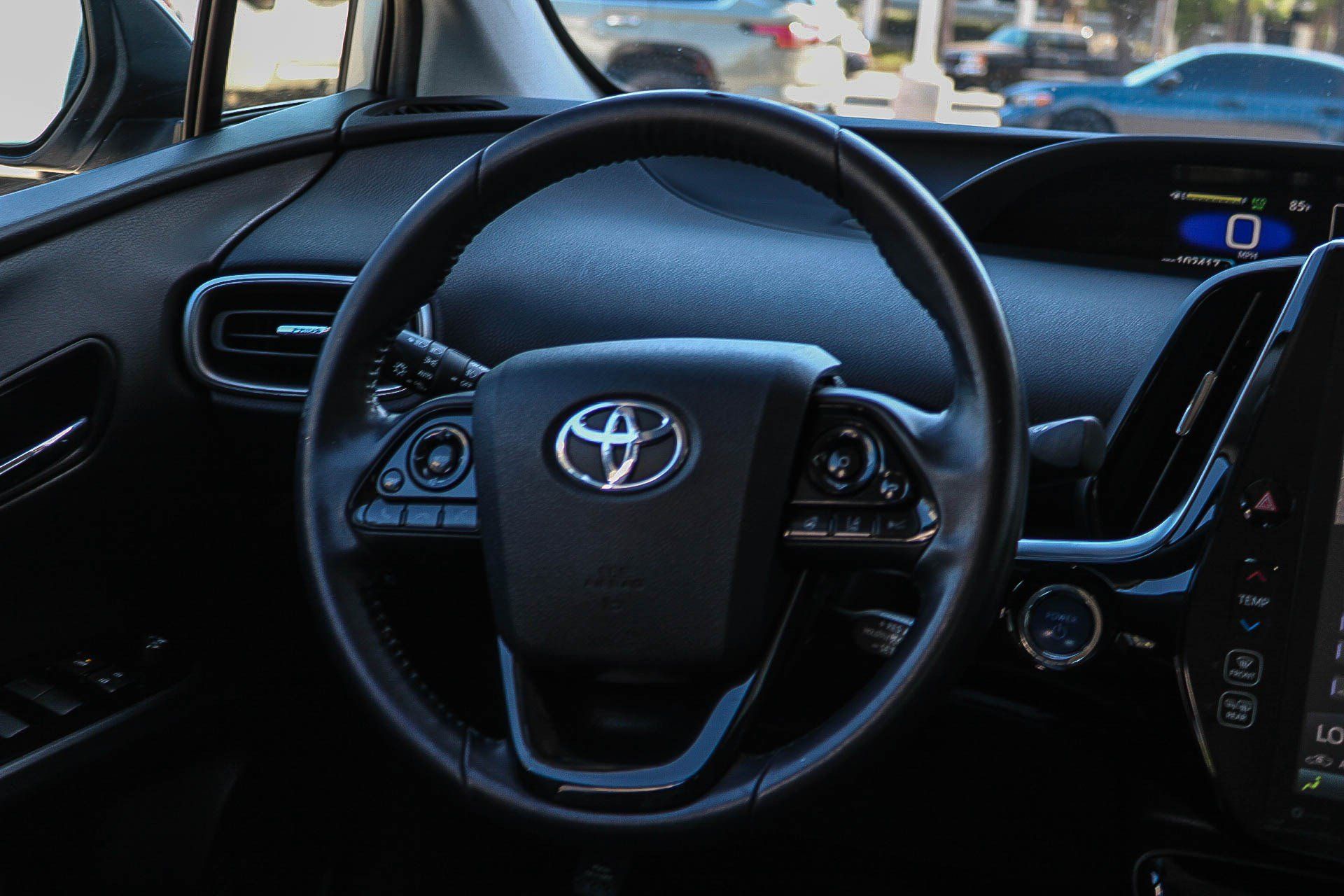 Certified 2021 Toyota Prius Prime Limited FWD image 29