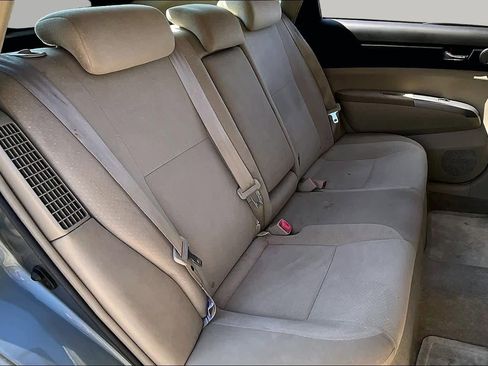 Used 2005 Toyota Prius FWD image 17