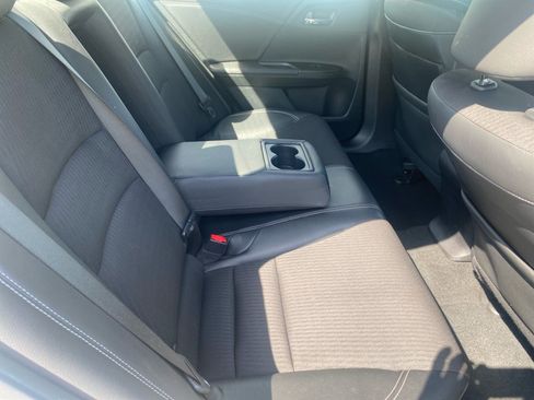 Used 2017 Honda Accord Sport image 33