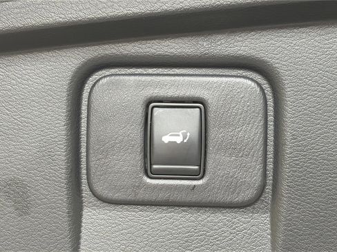 Used 2023 Nissan Murano SL w/ Cargo Package image 14