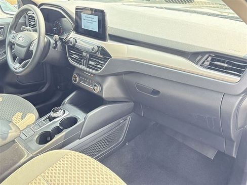 Used 2020 Ford Escape SE image 27