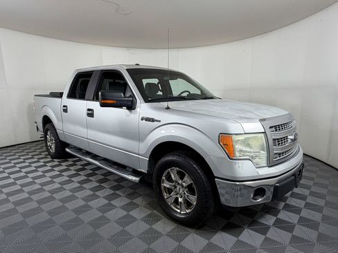Used 2014 Ford F150 XLT w/ Equipment Group 302A Luxury RWD image 1