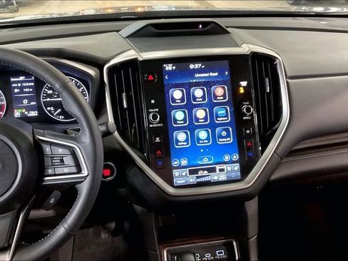 Used 2025 Subaru Ascent Touring image 6