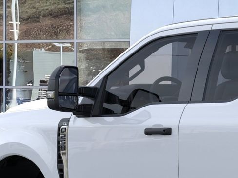 New 2026 Ford F250 XL w/ FX4 Off-Road Package AWD/4WD image 21