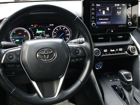 Used 2021 Toyota Venza XLE AWD/4WD image 17