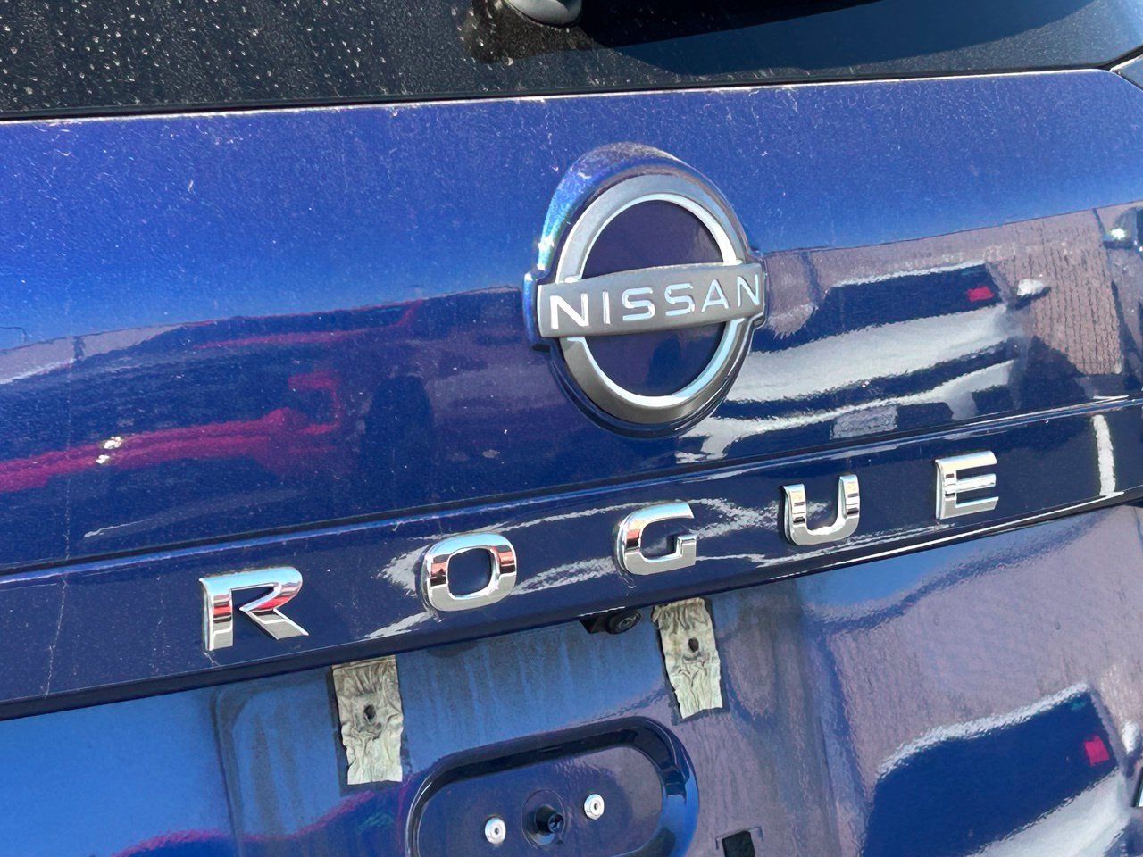 Used 2023 Nissan Rogue S AWD/4WD image 4