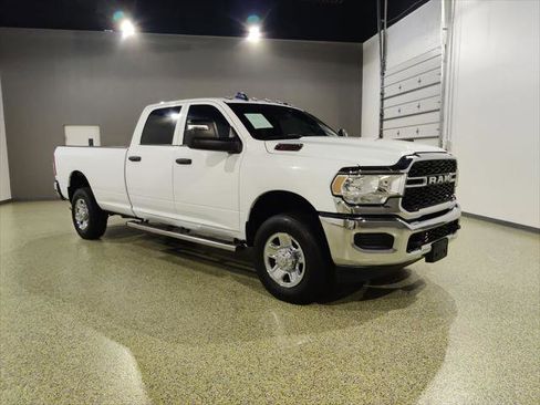 Used 2023 RAM 2500 Tradesman w/ Chrome Appearance Group AWD/4WD image 1