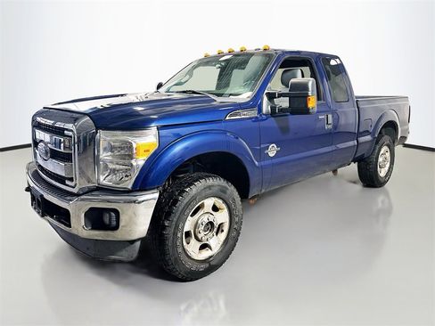 Used 2012 Ford F250 XLT w/ XLT Value Pkg image 2
