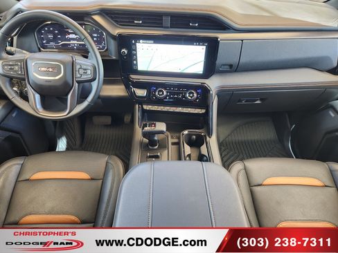 Used 2025 GMC Sierra 1500 AT4 w/ AT4 Premium Package AWD/4WD image 19