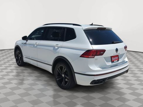 Used 2024 Volkswagen Tiguan SE R-Line AWD/4WD image 6