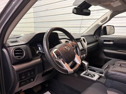 Used 2019 Toyota Tundra SR5 AWD/4WD image 12