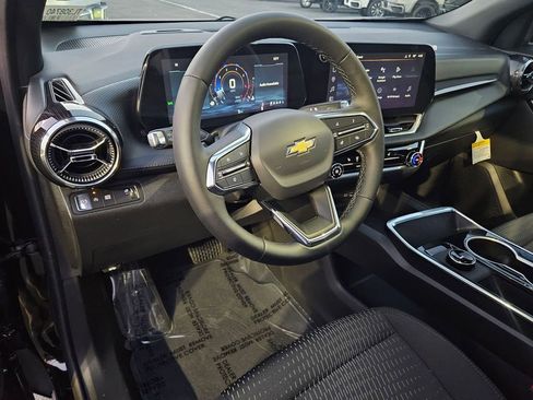 New 2026 Chevrolet Equinox LT image 13