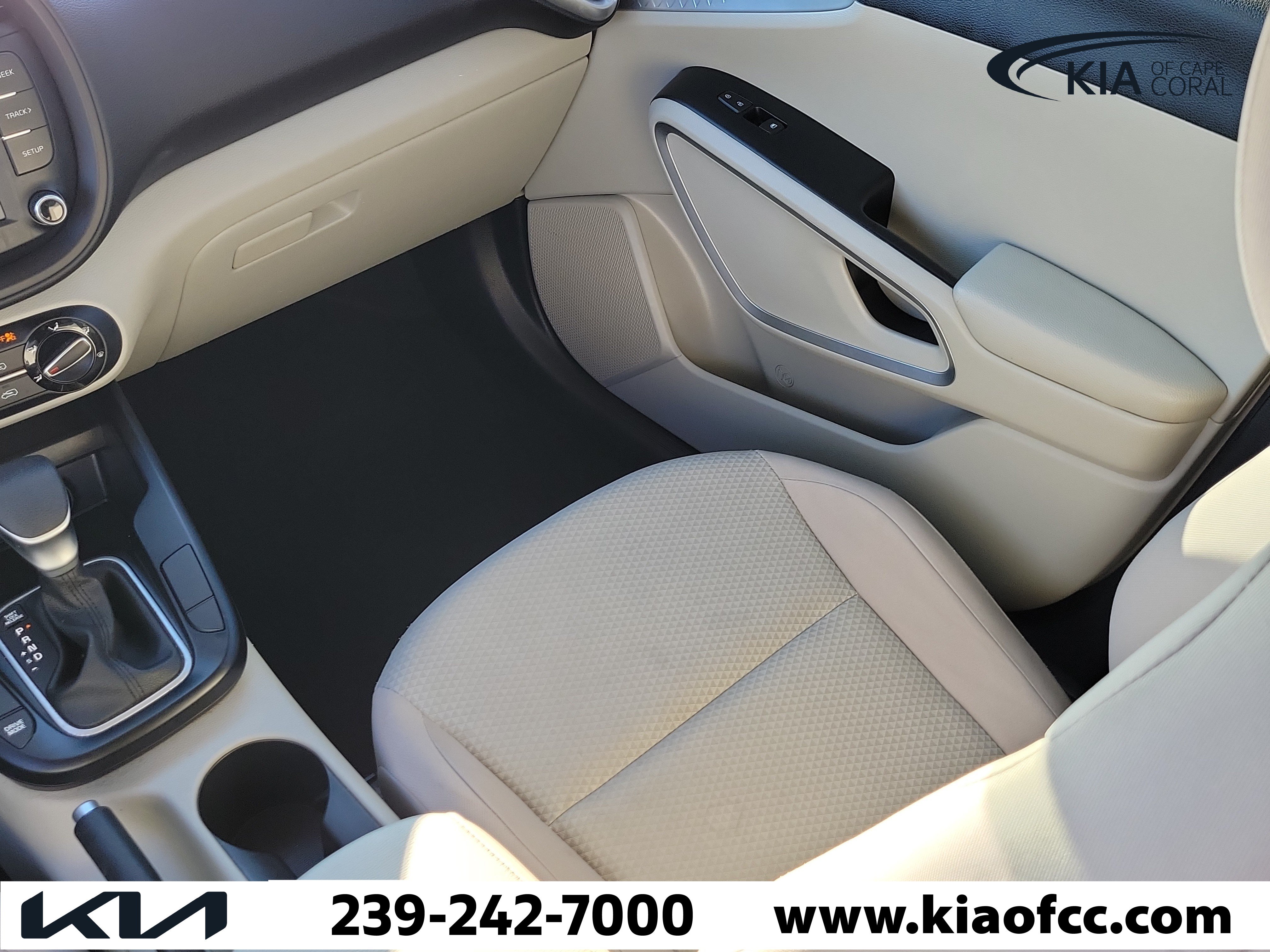 Certified 2024 Kia Soul LX FWD image 18