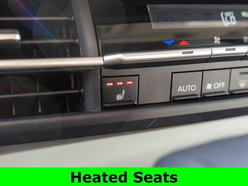 Used 2025 Toyota Sienna XLE w/ XLE Plus Package AWD/4WD image 28