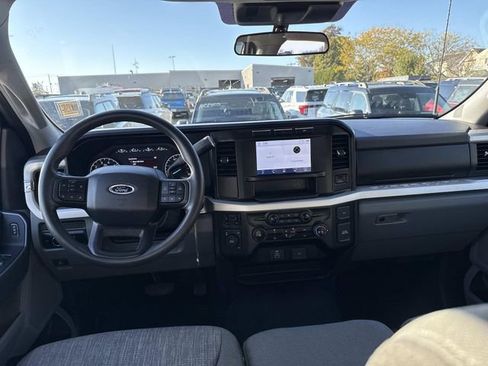 Used 2024 Ford F250 XLT w/ Snow Plow Prep Package image 17