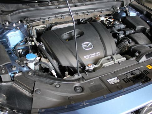 Used 2019 MAZDA CX-5 Touring FWD image 38