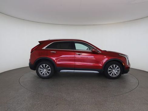 Used 2021 Cadillac XT4 Premium Luxury w/ Cold Weather Package AWD/4WD image 23