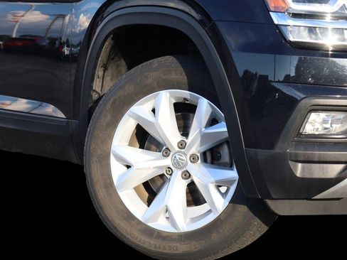 Used 2018 Volkswagen Atlas SE AWD/4WD image 3