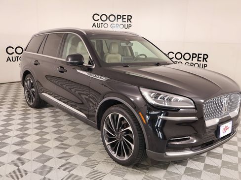 Used 2023 Lincoln Aviator Reserve w/ Equipment Group 201A RWD image 1