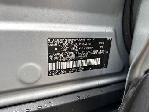 Used 2020 Toyota RAV4 LE image 18