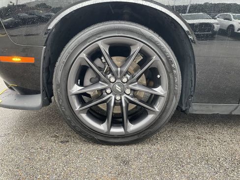 Certified 2021 Dodge Challenger GT w/ Blacktop Package AWD/4WD image 9