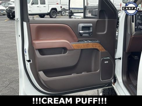 Used 2019 Chevrolet Silverado 2500 High Country w/ Duramax Plus Package image 13