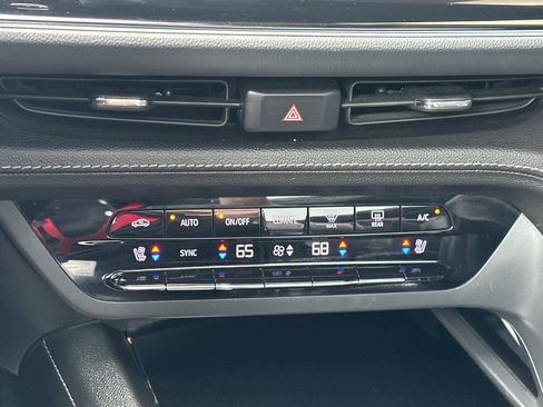 Certified 2022 Buick Envision Avenir w/ Technology Package II image 29