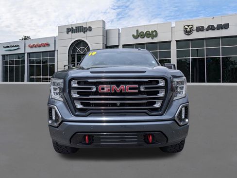 Used 2019 GMC Sierra 1500 AT4 w/ AT4 Premium Package AWD/4WD image 8