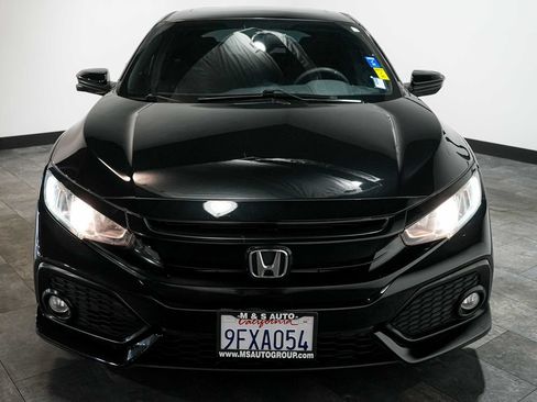 Used 2018 Honda Civic EX image 8