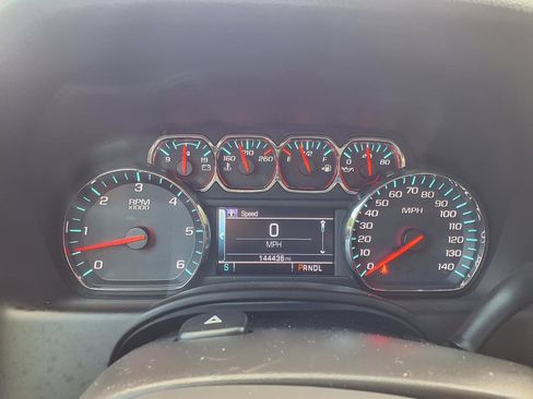 Used 2017 Chevrolet Tahoe LS w/ Enhanced Driver Alert Package RWD image 11