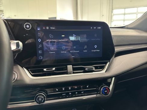 Used 2026 Chevrolet Equinox LT FWD image 23