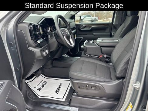 New 2026 GMC Sierra 1500 SLE image 13