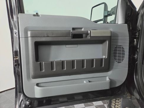 Used 2015 Ford F250 XLT AWD/4WD image 21