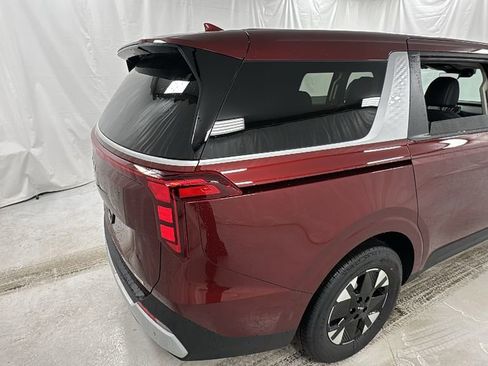 New 2026 Kia Carnival LXS image 3