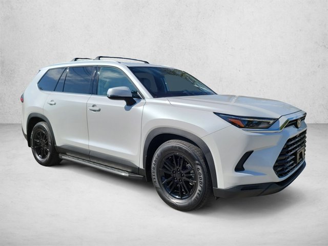 Used 2026 Toyota Grand Highlander AWD image 3