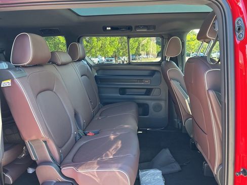 New 2025 Volkswagen ID. Buzz Pro S Plus image 38