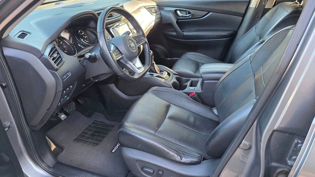 Used 2018 Nissan Rogue SL AWD/4WD image 14