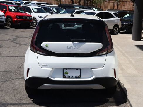 Used 2023 Kia Soul LX w/ Option Group 015 image 10