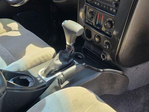 Used 2006 GMC Envoy XL SLE w/ Sle Preferred Equipment Group image 13