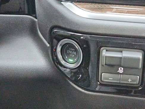 New 2026 Chevrolet Silverado 1500 LT image 15