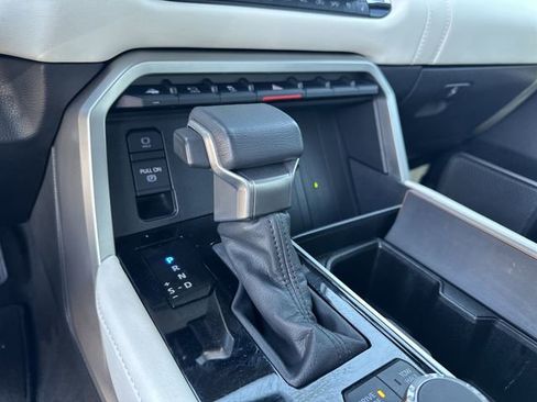 Used 2022 Toyota Tundra Capstone AWD/4WD image 19