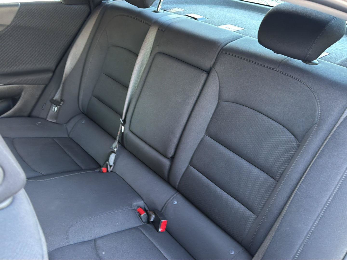 Used 2025 Chevrolet Malibu LT FWD image 30