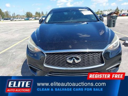 Used 2018 INFINITI QX30 FWD image 12