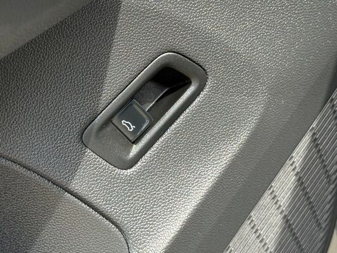 New 2026 Volkswagen Atlas Peak Edition AWD/4WD image 12